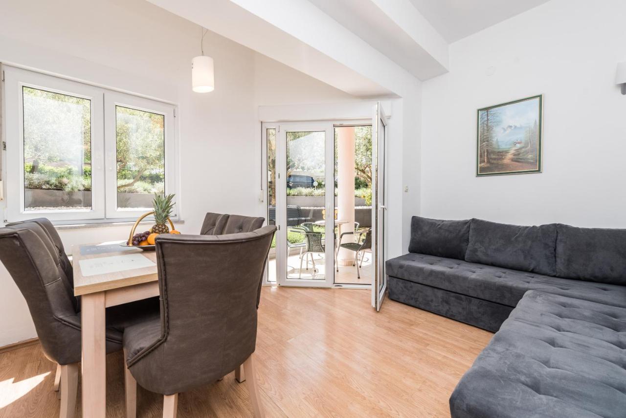 Villa Mihaela Trogir Eksteriør billede