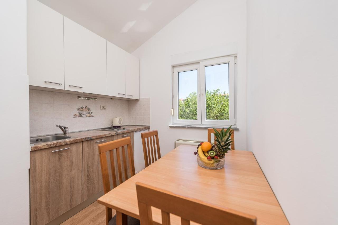 Villa Mihaela Trogir Eksteriør billede