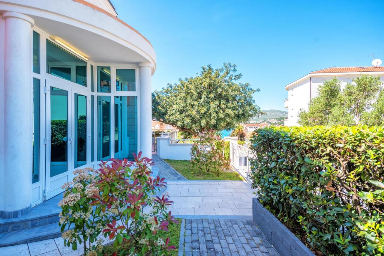 Villa Mihaela Trogir Eksteriør billede