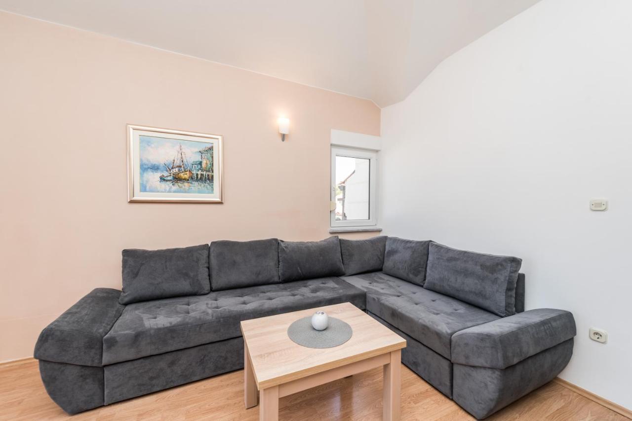 Villa Mihaela Trogir Eksteriør billede