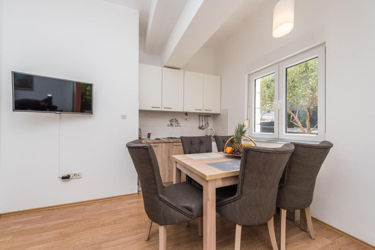 Villa Mihaela Trogir Eksteriør billede