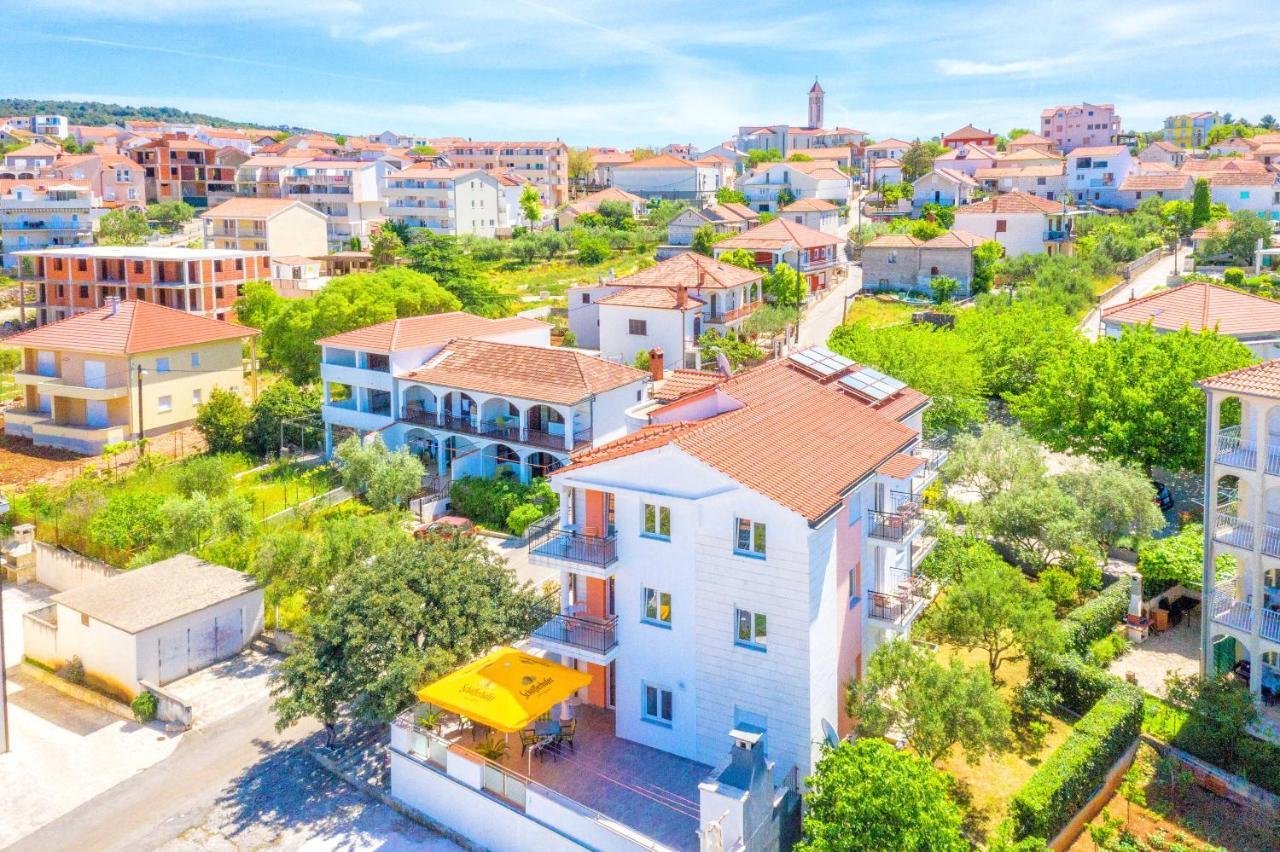 Villa Mihaela Trogir Eksteriør billede